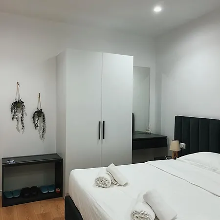 Penzion Clinton Tirana